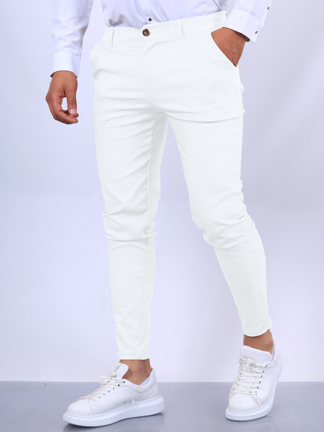 COMFORTABELE SLIM-FIT PANTS