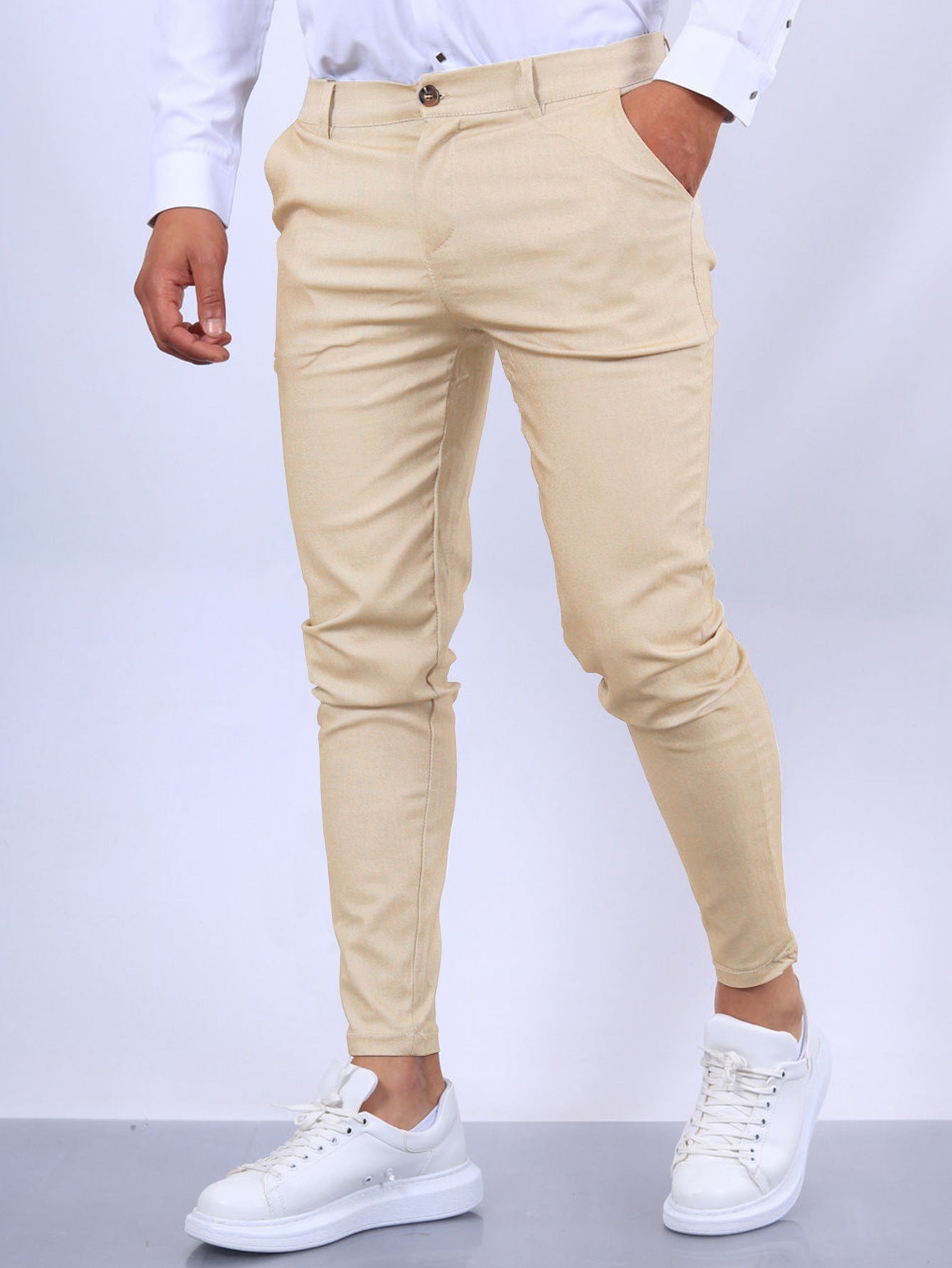 COMFORTABELE SLIM-FIT PANTS