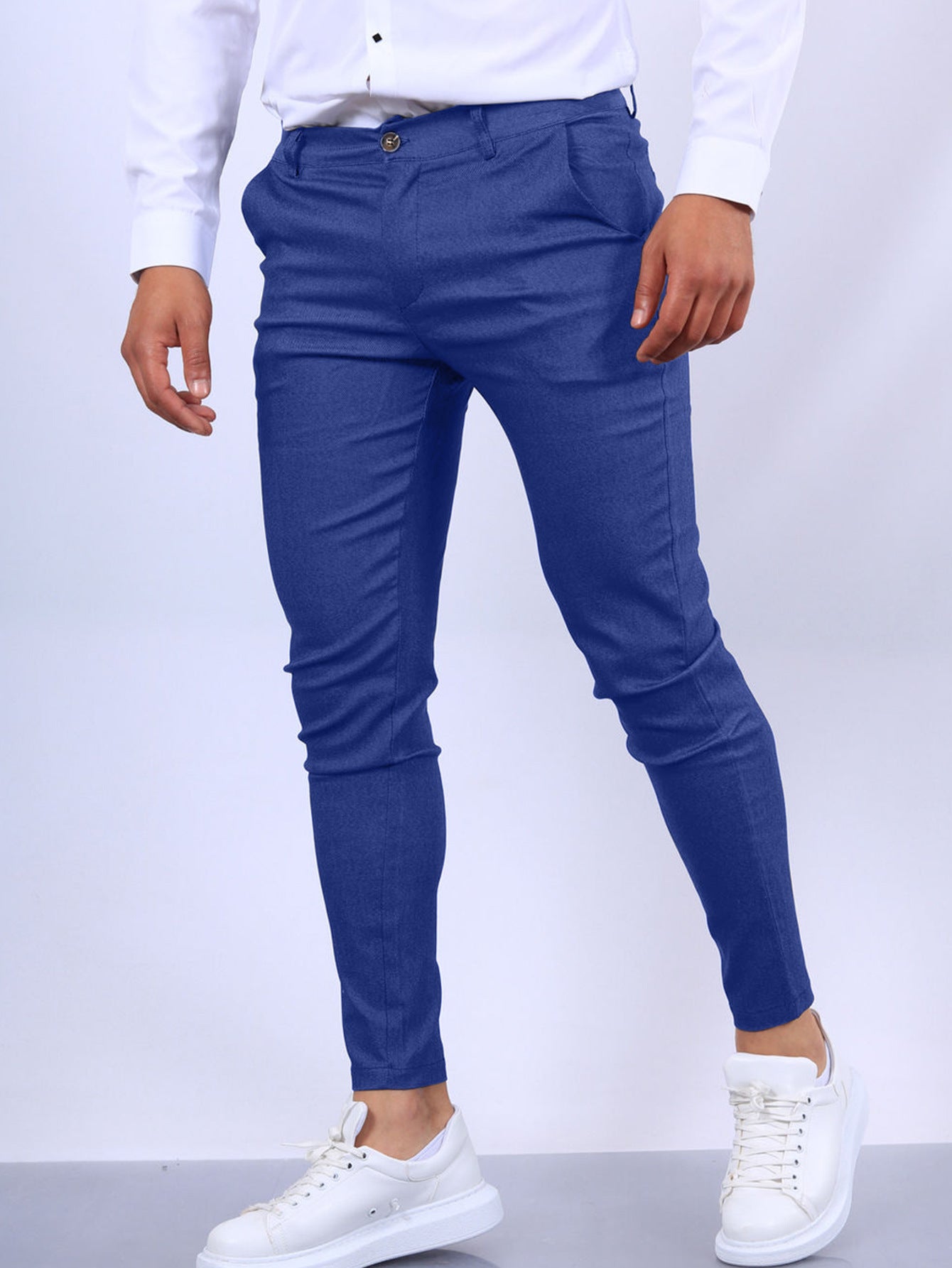 COMFORTABELE SLIM-FIT PANTS