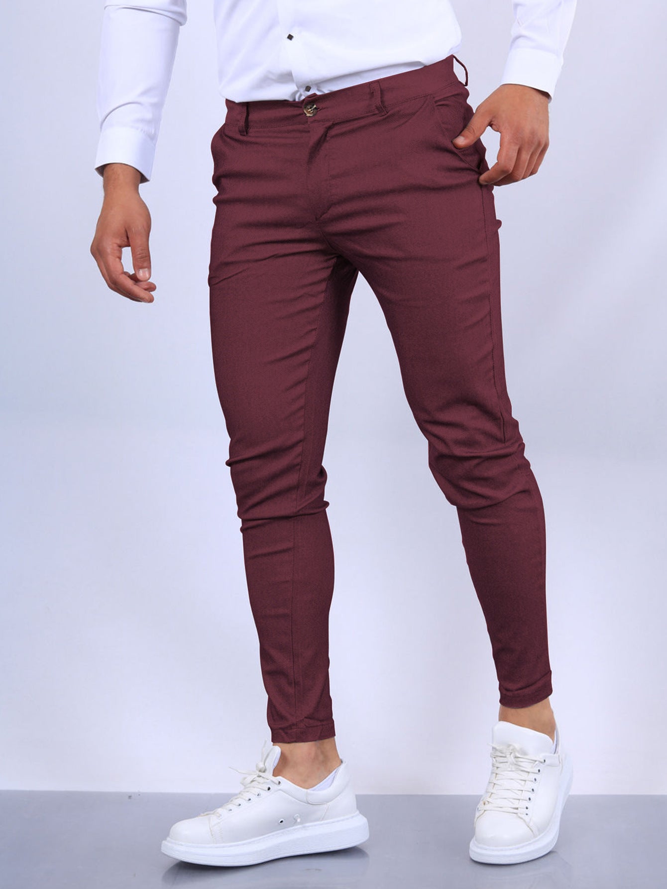 COMFORTABELE SLIM-FIT PANTS